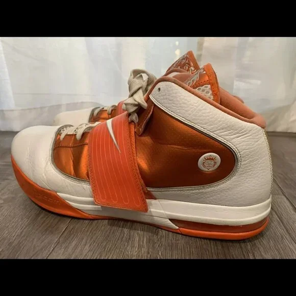 RARE 🔥Nike Zoom Lebron‎ Soldier IV EXTREMELY RARE SAMPLE 407630-108 Size 16